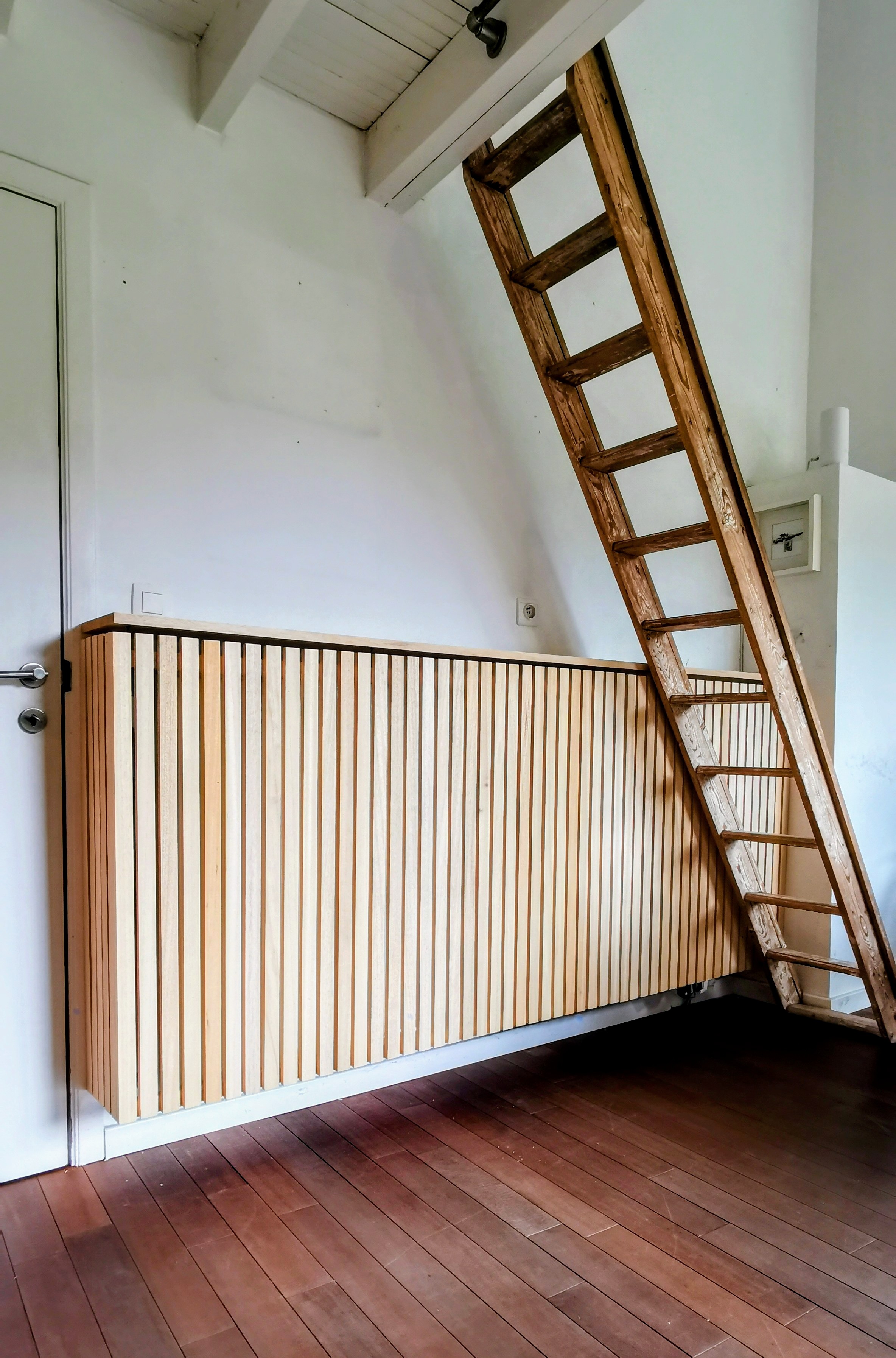 Houten radiatorbekleding op maat